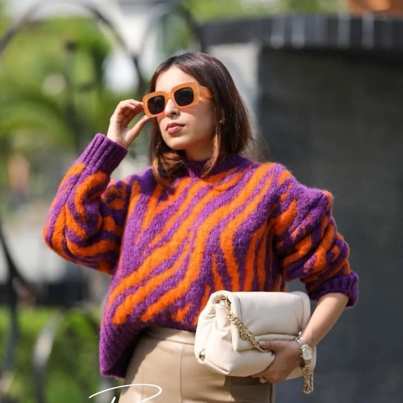 ZARA 80s jacquard retro zebra print sweater blogger insta favorite